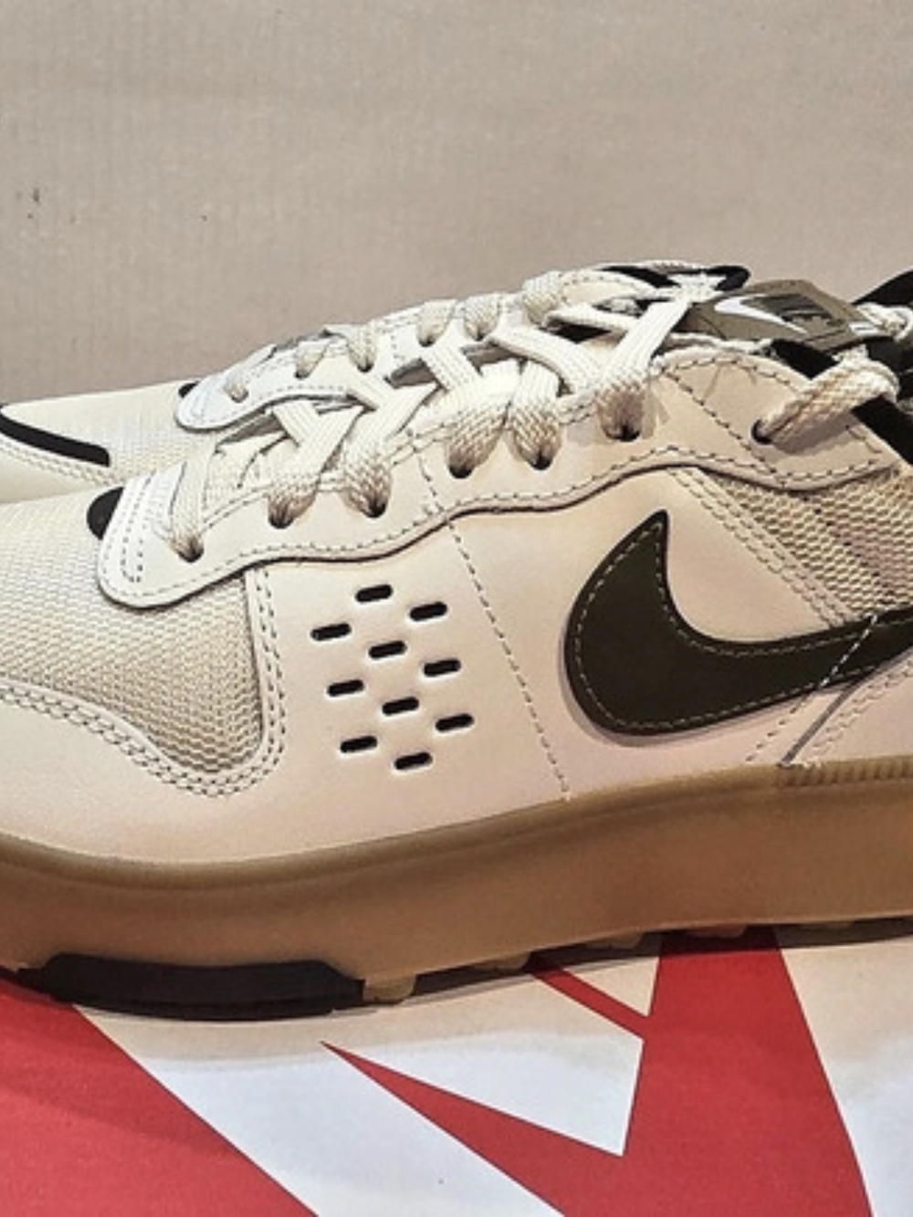 Nike C1TY Sail Pacific Moss Men's Sneakers Cream & Black US 10.5
